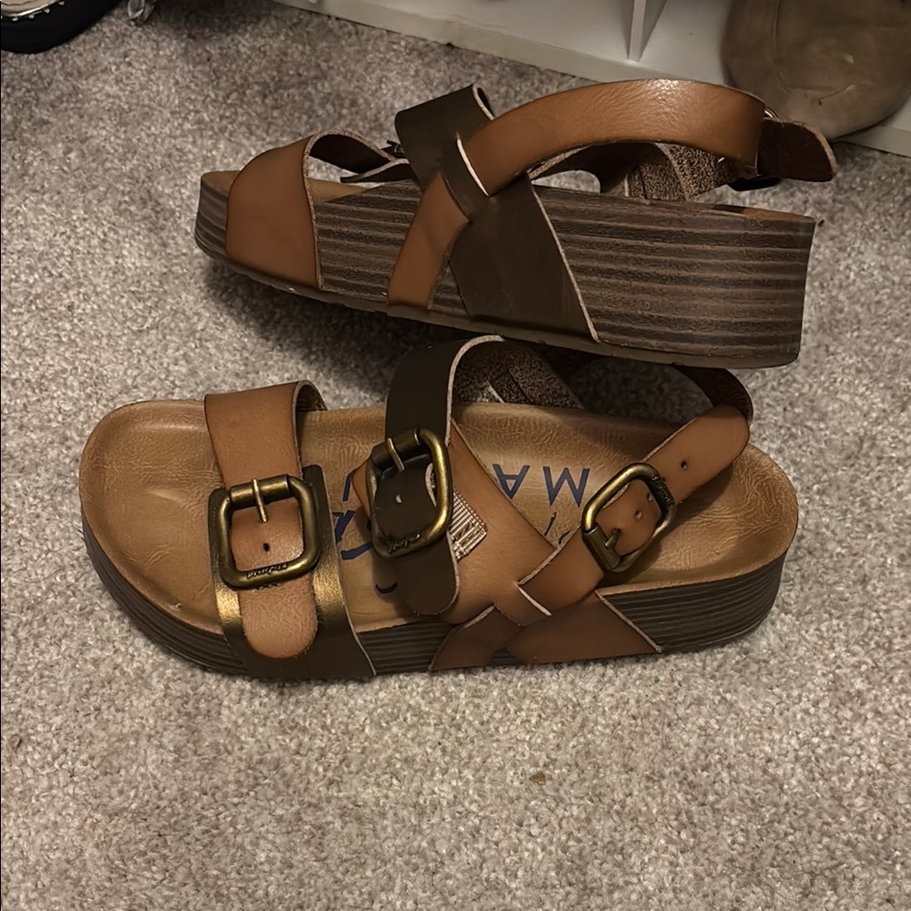 Brown Strappy Sandals with Buckle Detail